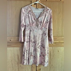Adonna floral lace night shirt gown size S